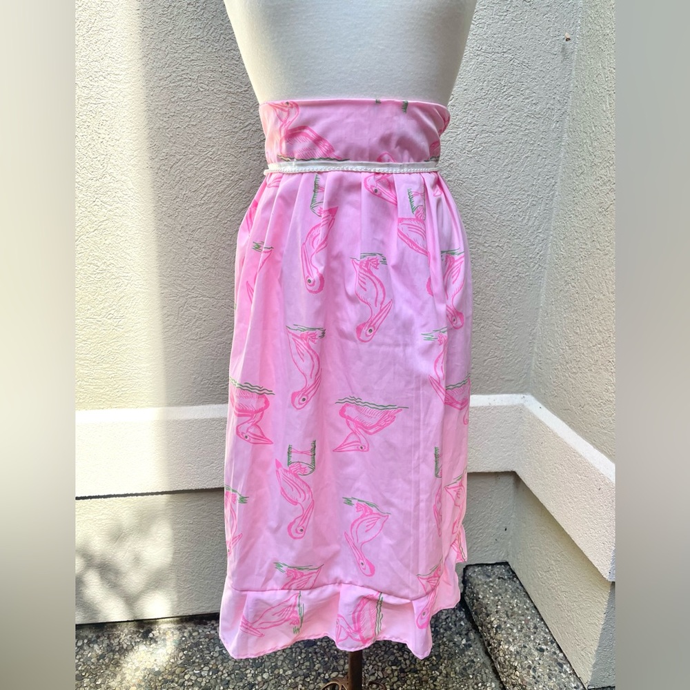 Vintage Pink pelican Print apron with pearls & ruffle hem